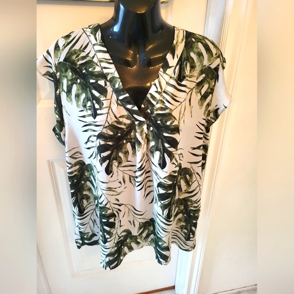 Blouse - Picture 1 of 2